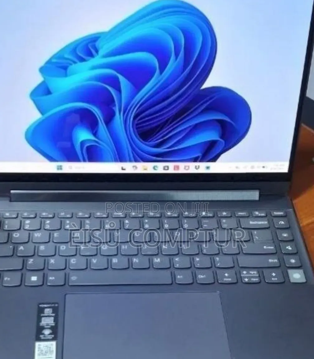 New Laptop Lenovo Yoga 9i 16GB Intel Core i7 SSD 1T