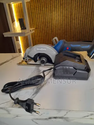 Dong Cheng Chargeble Circular Sew Bale 4 Ah
