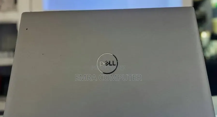 New Laptop Dell 16GB Intel Core i7 SSD 512GB