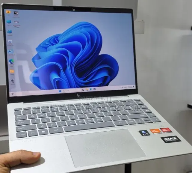 New Laptop HP Pavilion 15 16GB AMD Ryzen 7 SSD 1T