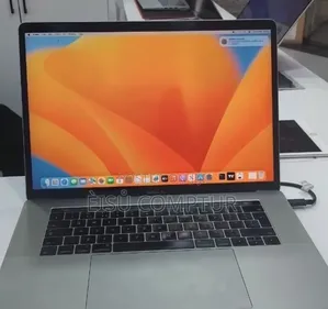 New Laptop Apple MacBook 2017 16GB Intel Core i7 SSD 512GB