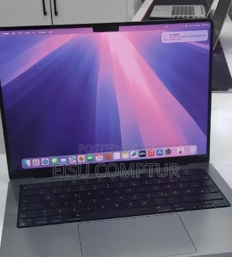 New Laptop Apple MacBook Pro 2021 M1 32GB Apple M1 Pro SSD 512GB