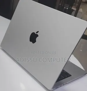 New Laptop Apple MacBook Pro 2024 M4 16GB Apple M4 Pro SSD 512GB