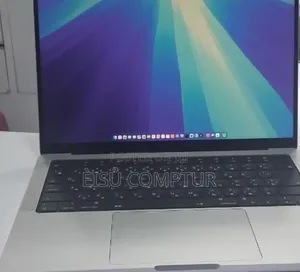 New Laptop Apple MacBook Pro 2024 M4 16GB Apple M4 Pro SSD 512GB