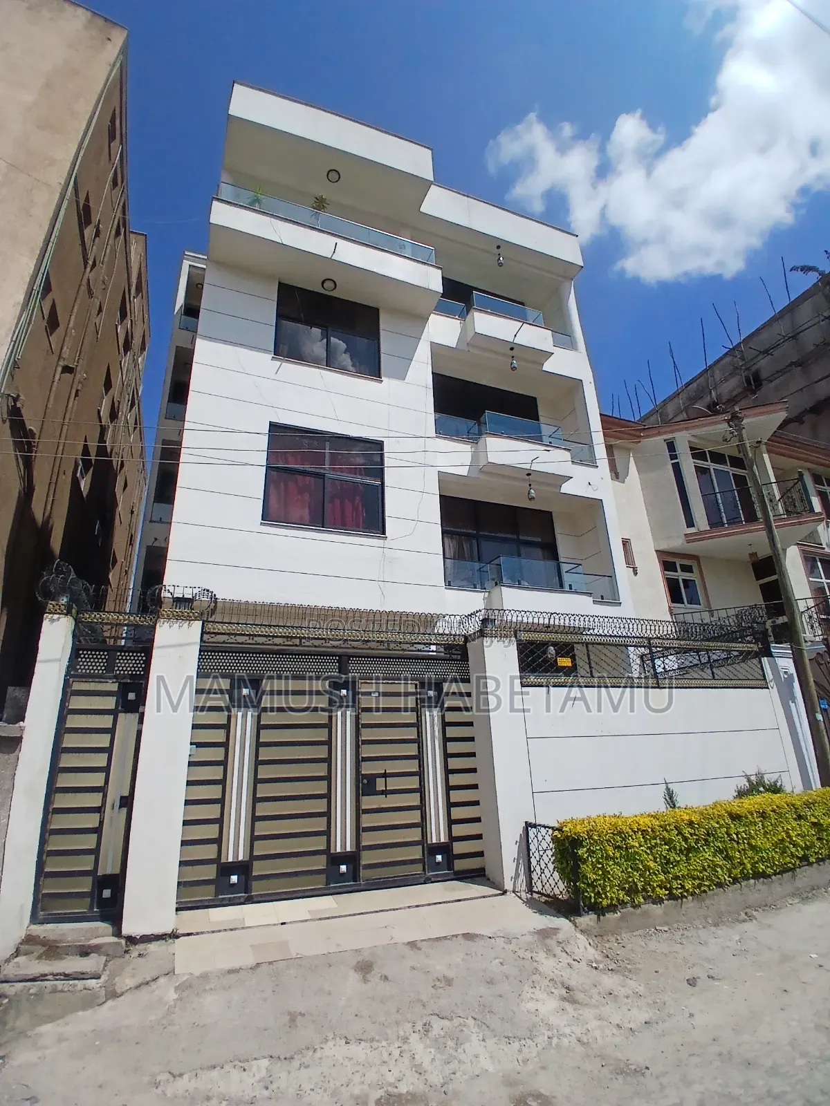 Furnished 8bdrm House in የግል, Nifas Silk-Lafto for sale
