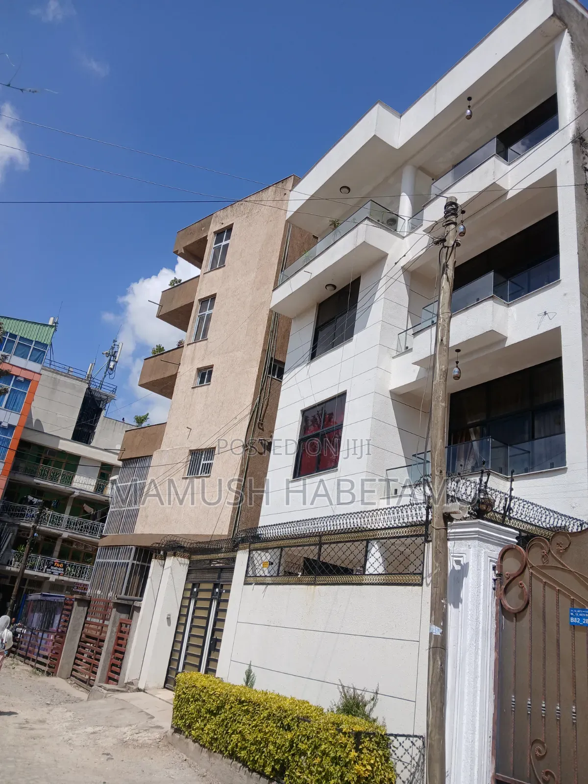 Furnished 8bdrm House in የግል, Nifas Silk-Lafto for sale