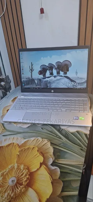 New Laptop HP Pavilion 15 8GB Intel Core i5 SSD 512GB
