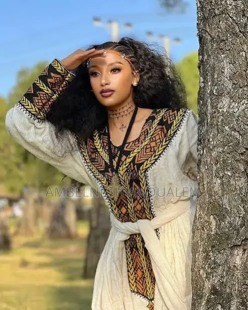 ጎንደሬ ቀሚስ/የባህል አልባሳት