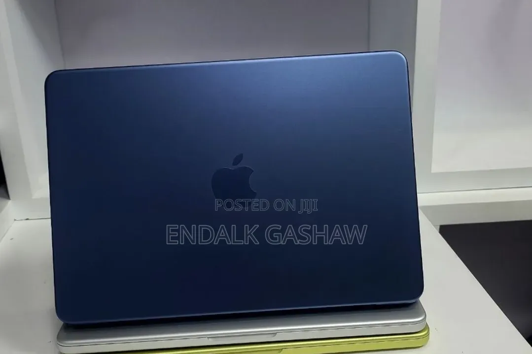 New Laptop Apple MacBook Neo 2026 16GB Apple M1 SSD 512GB