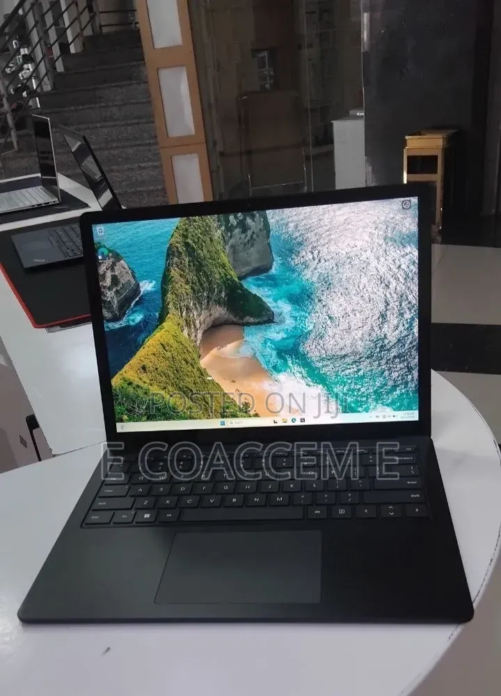 New Laptop Microsoft Surface Laptop 4 16GB Intel Core i7 SSD 512GB