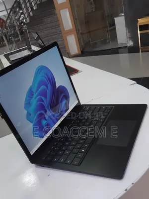 New Laptop Microsoft Surface Laptop 4 16GB Intel Core i7 SSD 512GB