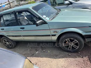 Toyota Corolla 1986 Blue