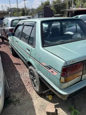 Toyota Corolla 1986 Blue