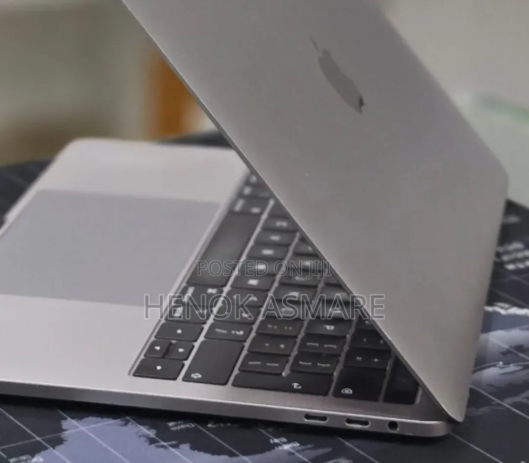 New Laptop Apple MacBook Pro 2019 16GB Intel Core i7 SSD 1T