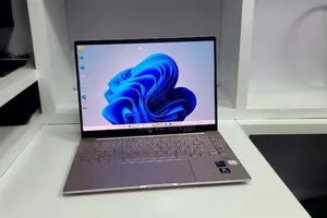 New Laptop HP Pavilion 14 16GB Intel Core i7 SSD 1T