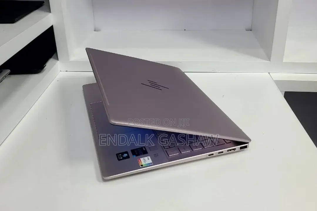 New Laptop HP Pavilion 14 16GB Intel Core i7 SSD 1T