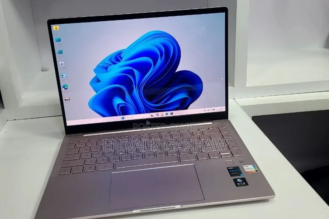 New Laptop HP Pavilion 14 16GB Intel Core i7 SSD 1T