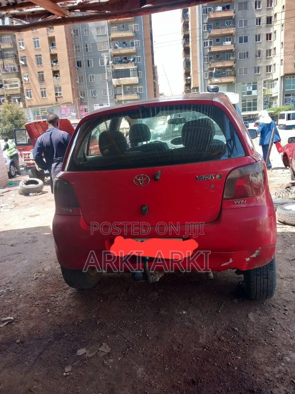 Toyota Vitz 2001 Red