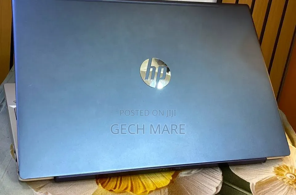 New Laptop HP Pavilion 15 8GB Intel Core i5 SSD 512GB