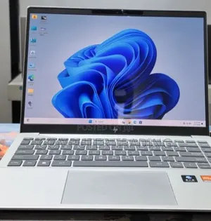New Laptop HP Pavilion 17z 16GB AMD Ryzen 7 SSD 1T