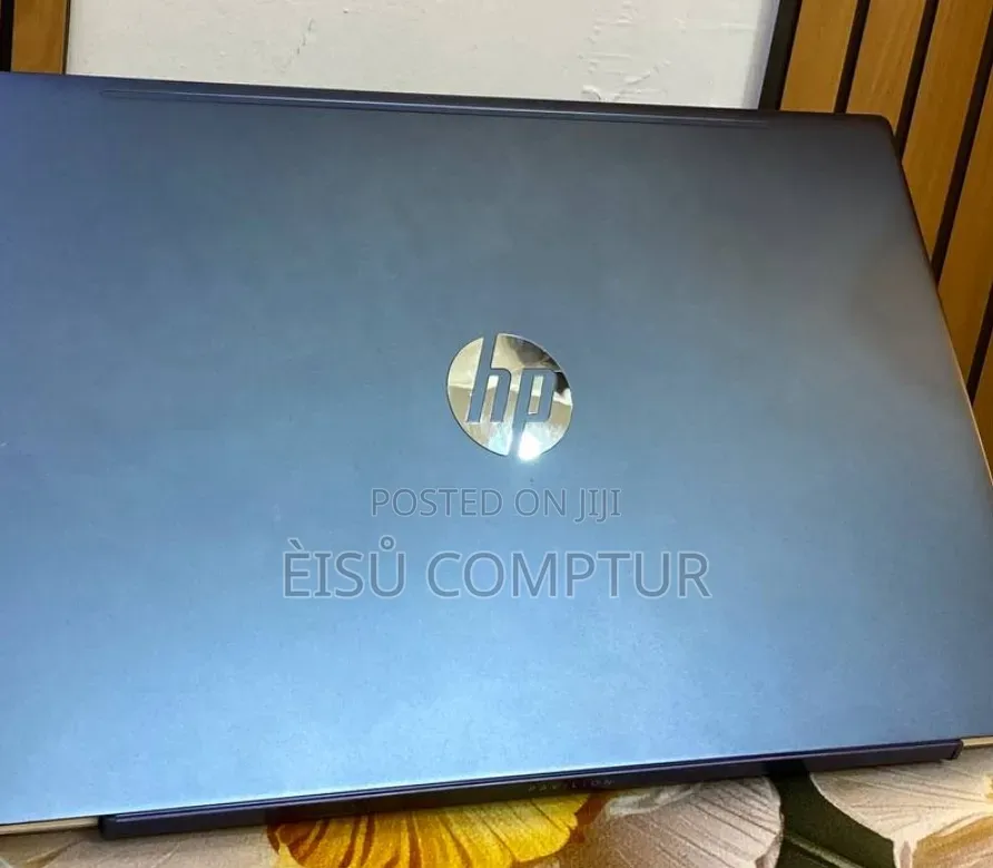 New Laptop HP Pavilion 15 8GB Intel Core i5 SSD 512GB