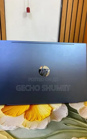 New Laptop HP Pavilion 15 8GB Intel Core i5 SSD 512GB