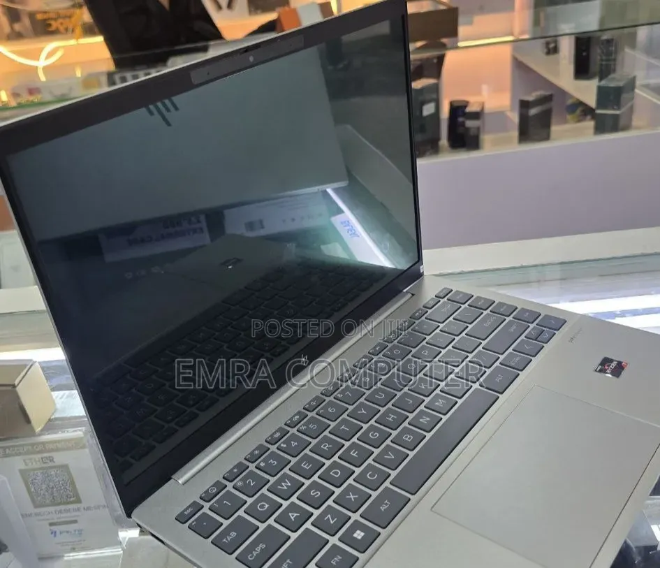 New Laptop HP 32GB AMD Ryzen 7 SSD 1T
