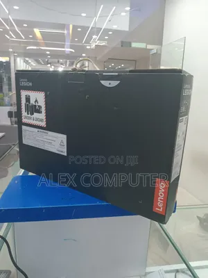 New Laptop Lenovo Legion Pro 7 32GB Intel Core Ultra 9 SSD 1T