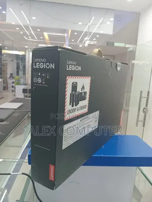 New Laptop Lenovo Legion Pro 7 32GB Intel Core Ultra 9 SSD 1T