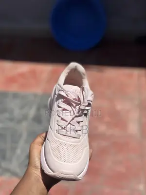 Sketchers Shoes