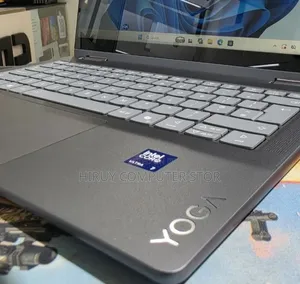 New Laptop Lenovo Yoga Slim 7 16GB Intel Core Ultra 7 SSD 1T