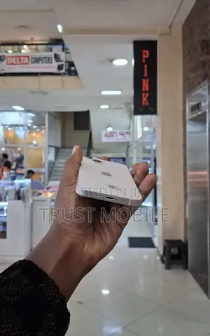 Apple iPhone 13 128 GB White