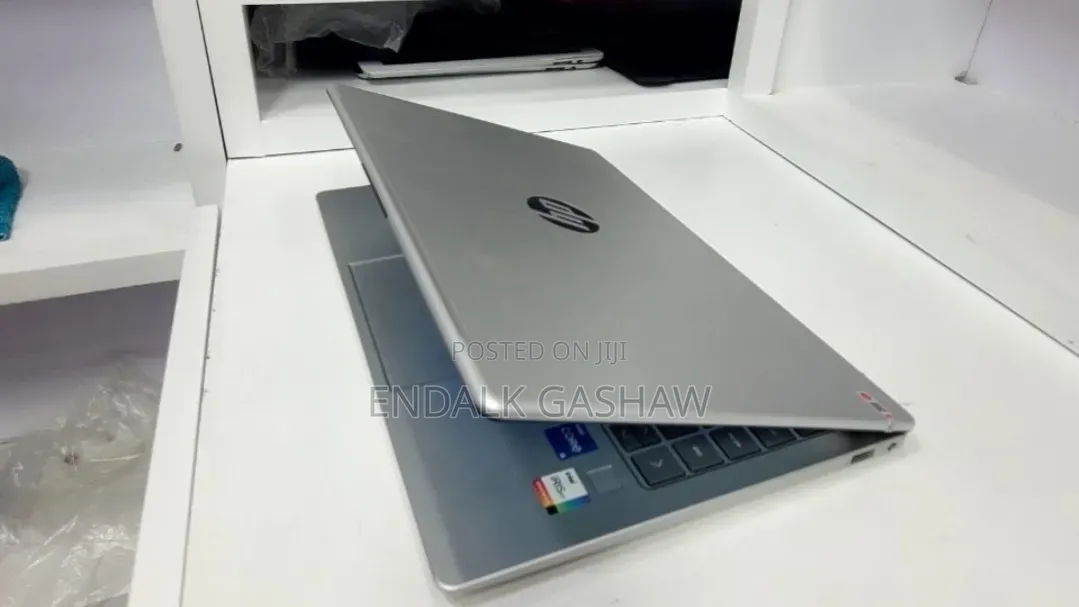 New Laptop HP Stream Notebook 16GB Intel Core i5 SSD 1T