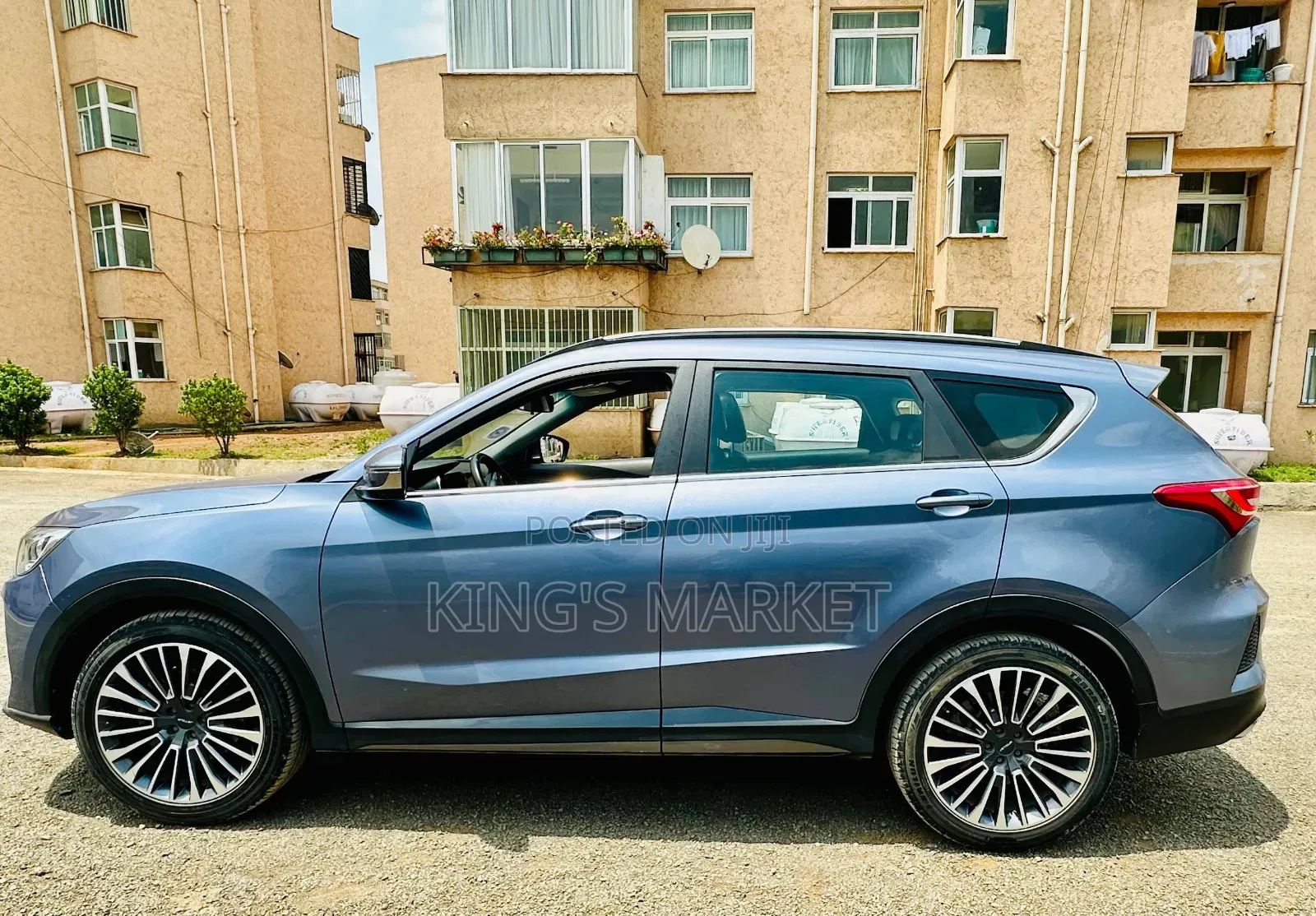 Jetour X70 Plus 1.5 7-Seater FWD 2022 Blue