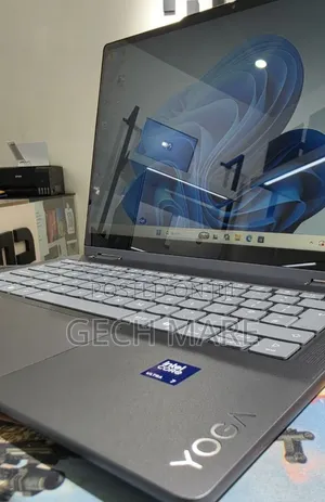 New Laptop Lenovo Yoga 7i 16GB Intel Core Ultra 7 SSD 1T