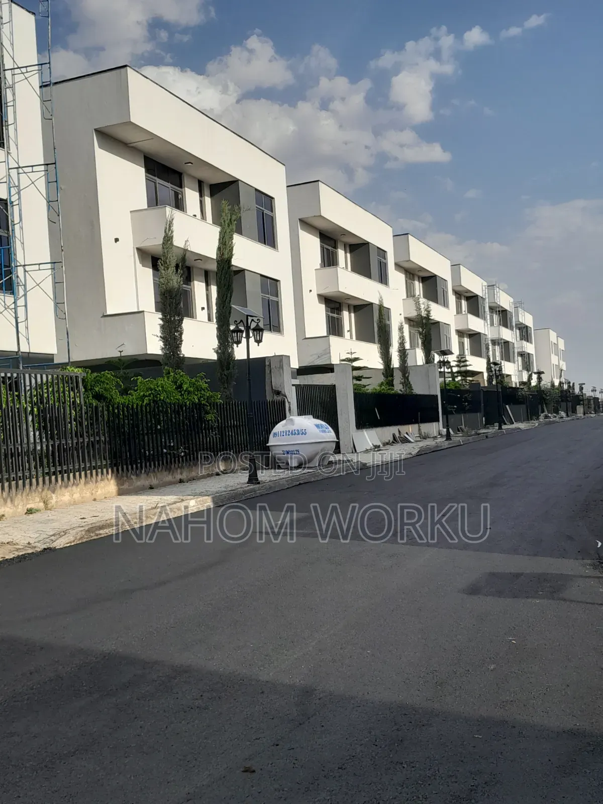 5bdrm Villa in Phison Realestate, Bole for sale