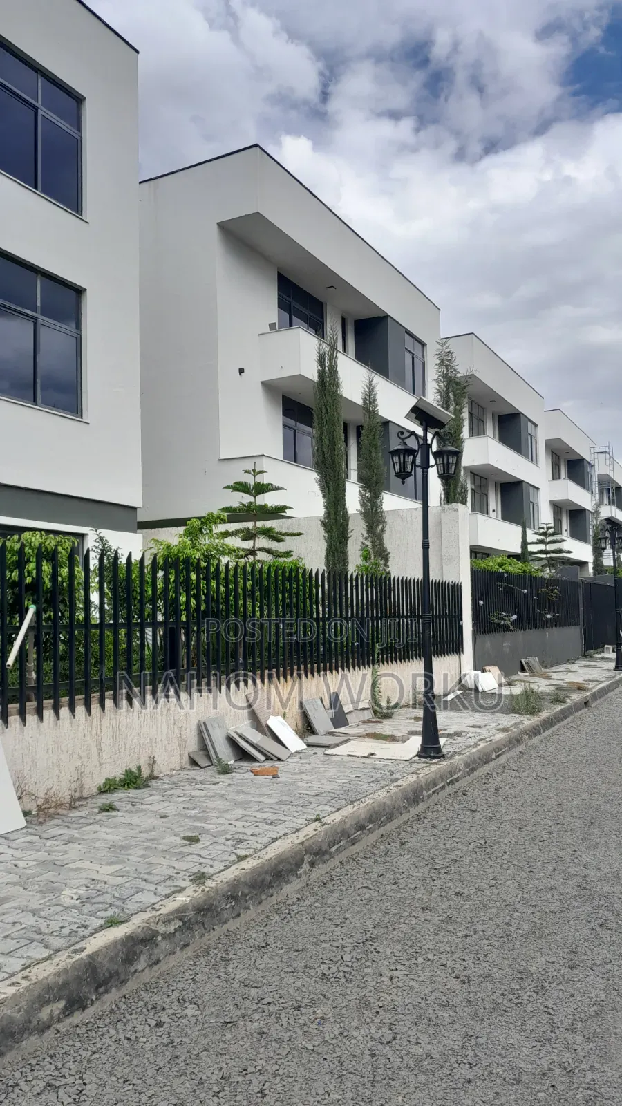 5bdrm Villa in Phison Realestate, Bole for sale