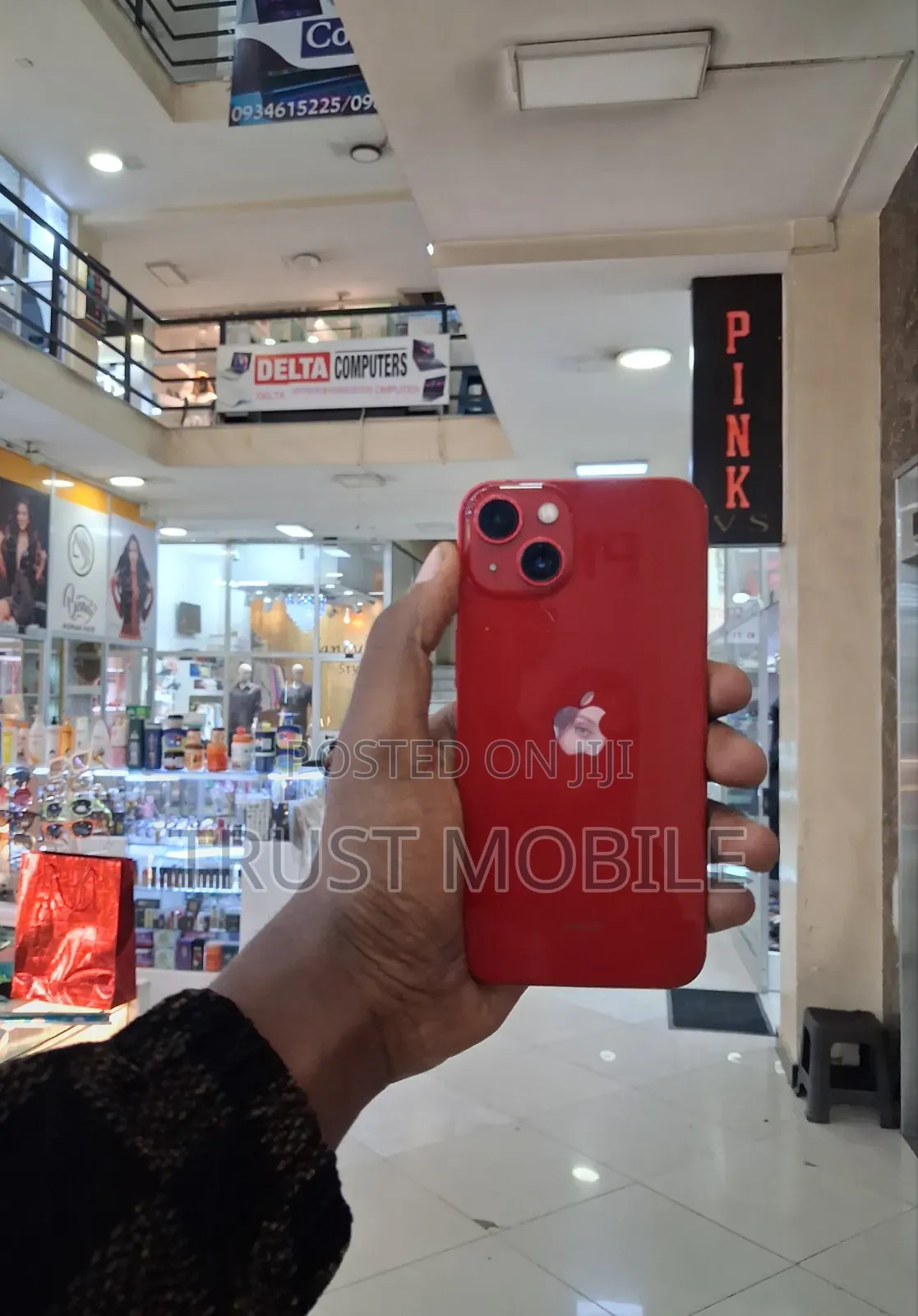 Apple iPhone 13 256 GB Red