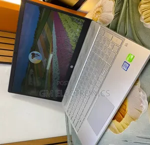 New Laptop HP Pavilion 15 8GB Intel Core i5 SSD 512GB