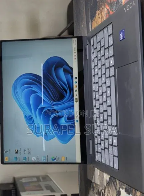 New Laptop Lenovo Yoga 7i 16GB Intel Core Ultra 7 SSD 1T