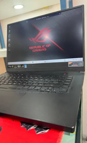 New Laptop Asus 16GB AMD Ryzen 7 SSD 512GB