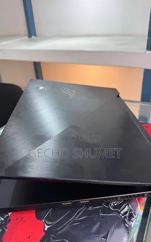 New Laptop Asus 16GB AMD Ryzen 7 SSD 512GB