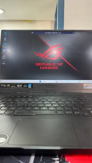 New Laptop Asus 16GB AMD Ryzen 7 SSD 512GB