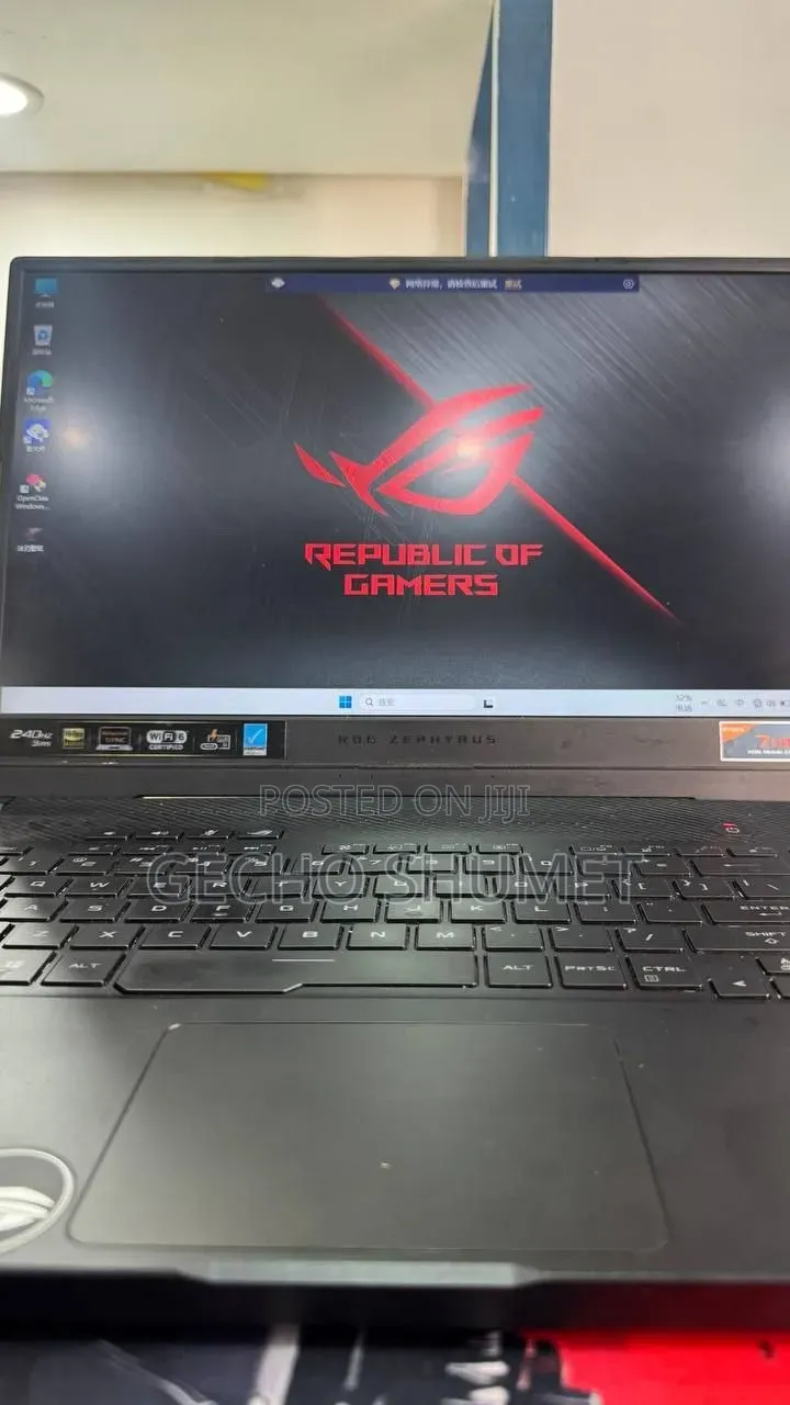 New Laptop Asus 16GB AMD Ryzen 7 SSD 512GB