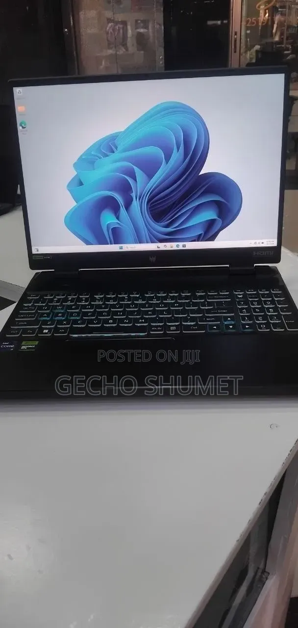 New Laptop Acer Predator 17 16GB Intel Core i9 SSD 1T