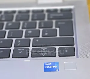 New Laptop HP EliteBook 830 G8 16GB Intel Core i5 SSD 512GB