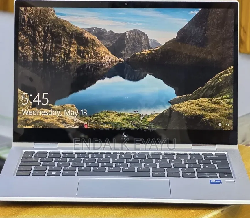 New Laptop HP EliteBook 830 G8 16GB Intel Core i5 SSD 512GB