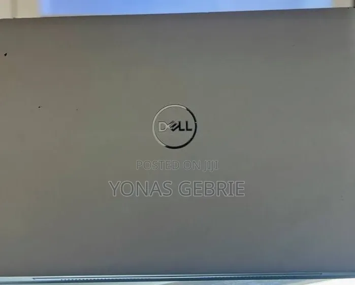 New Laptop Dell 16GB Intel Core i7 SSD 512GB