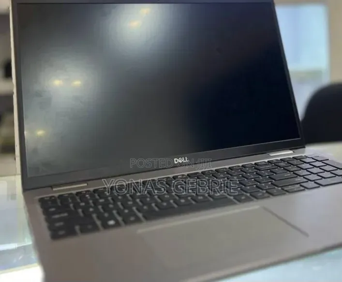 New Laptop Dell 16GB Intel Core i7 SSD 512GB