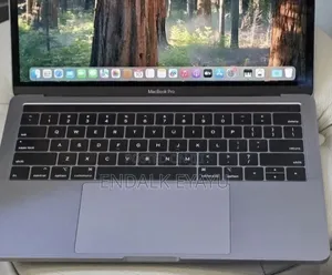 New Laptop Apple MacBook Pro 2019 16GB Intel Core i7 SSD 512GB